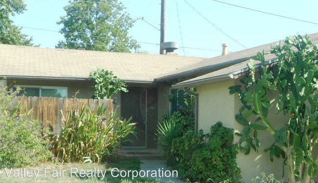 Building Photo - 1497 Clark Ave