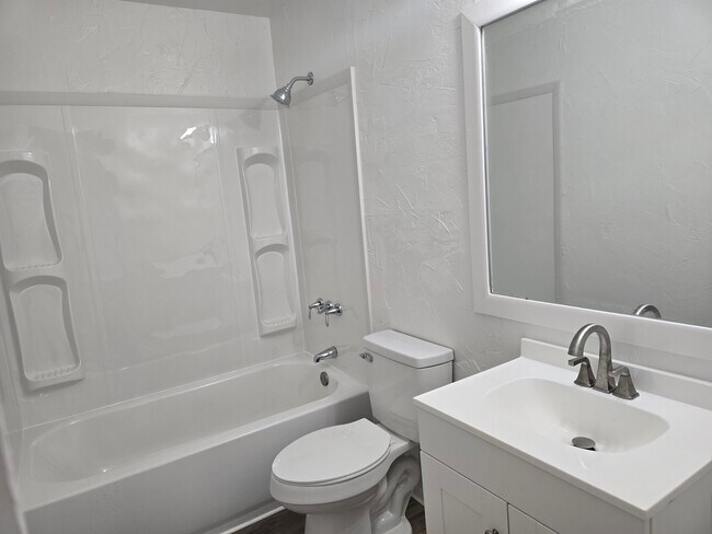 Foto del edificio - North Loop Apartments