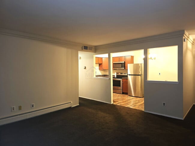 Building Photo - 19820 W 12 Mile Rd