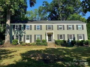 Building Photo - 557 Wakefield Dr