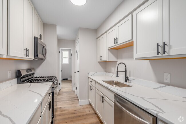 1 habitación, 1 baño - 872 pies cuadrados - Cocina - State Rd Apartments