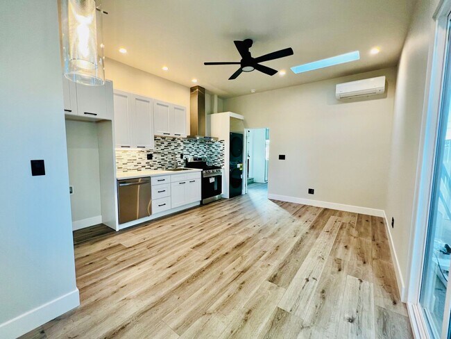 Foto del edificio - 510 E Oak Ave