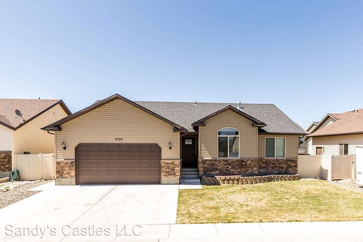 Primary Photo - 6 br, 3 bath House - 3725 Braden Way