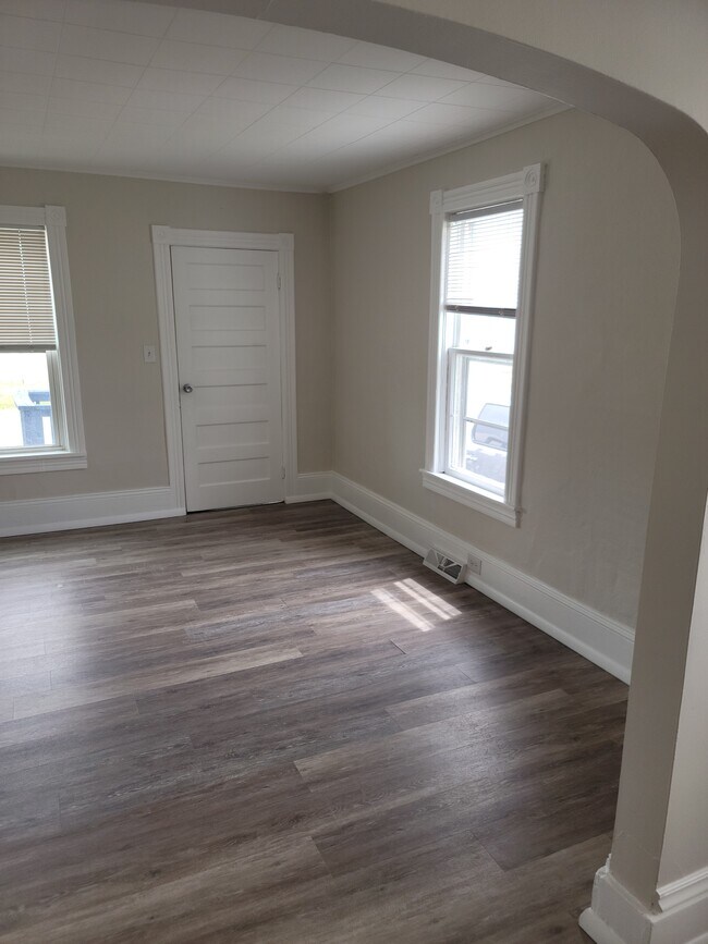 410 Ramsdell St, Manistee, MI 49660 House Rental in Manistee, MI