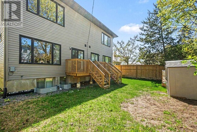 Building Photo - 1225 Ridgemont Ave