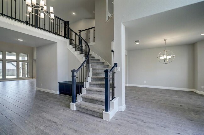 Foto del edificio - 25117 Pinebrook Grove Ln