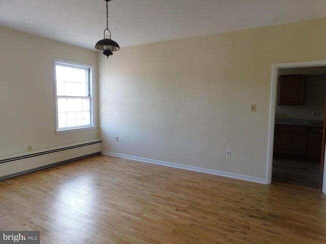 Building Photo - 113 W Boscawen St