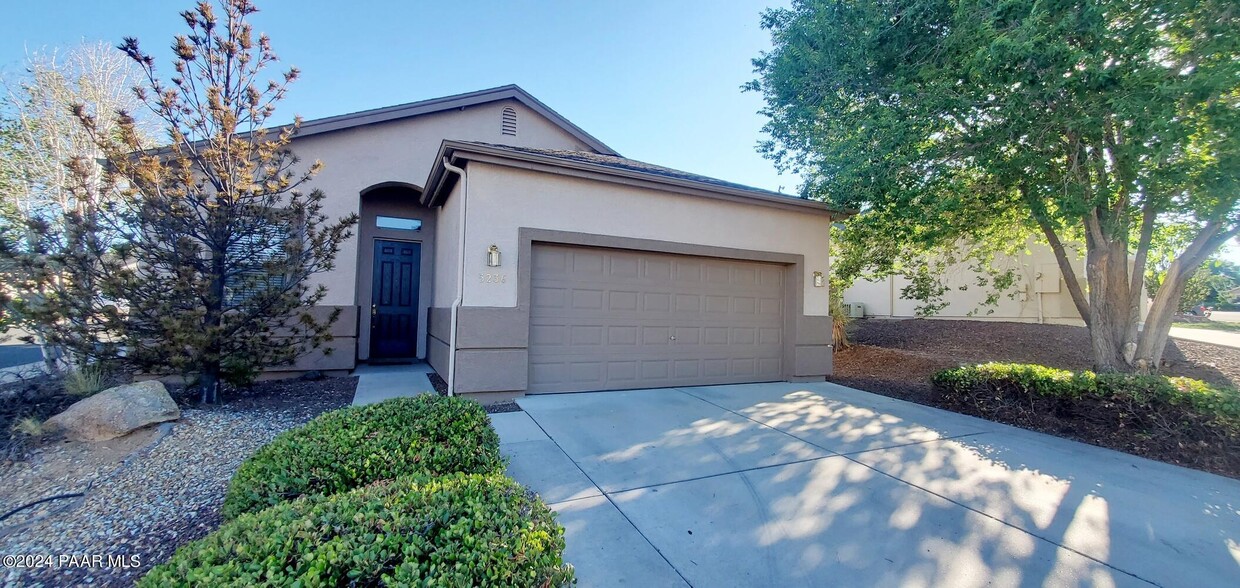 Foto principal - 5236 N Celestine Ct