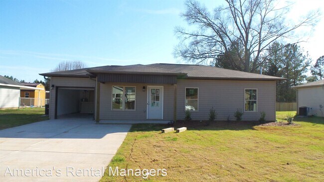 Foto del edificio - 3 br, 2 bath House - 18399 Arabian Drive