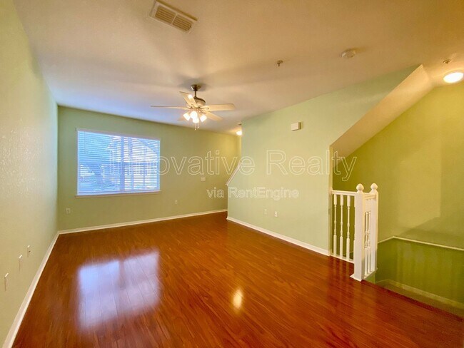 Foto del edificio - 1608 Legacy Park Dr