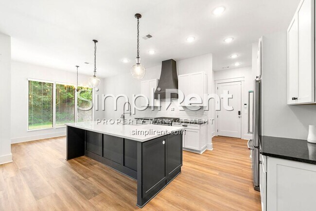 Foto del edificio - New 4/3 Home in East Point