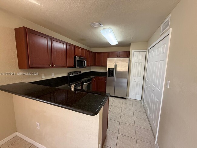 Foto del edificio - 11401 NW 89th St