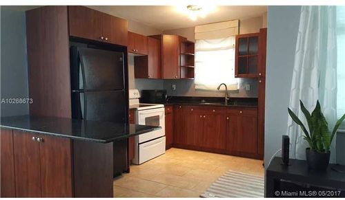 Foto principal - 713 Collins Ave