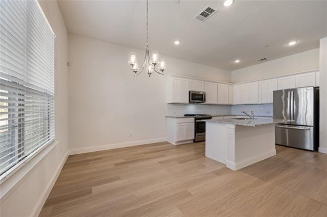 Foto del edificio - 6580 Iron Horse Blvd