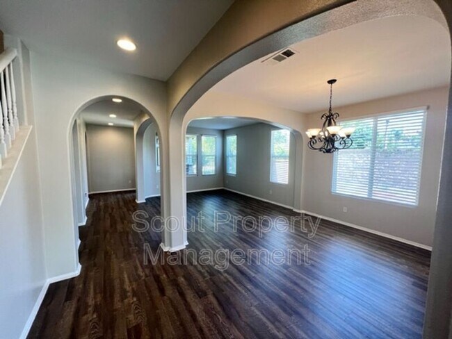 Foto del edificio - 45602 Magnolia Pl