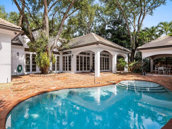 Building Photo - 7277 SW 53rd Ct