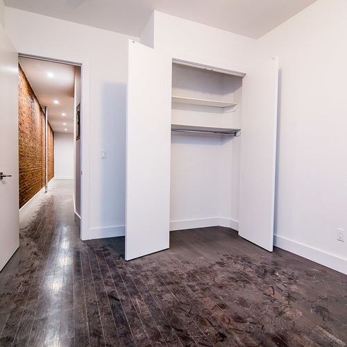 Foto principal - 256 Graham Ave