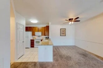 Building Photo - 701 Gibson Dr