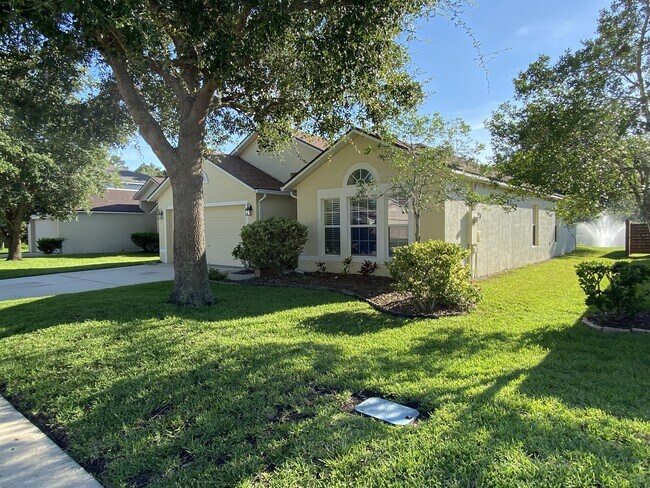 Building Photo - 125 King Arthur Ct