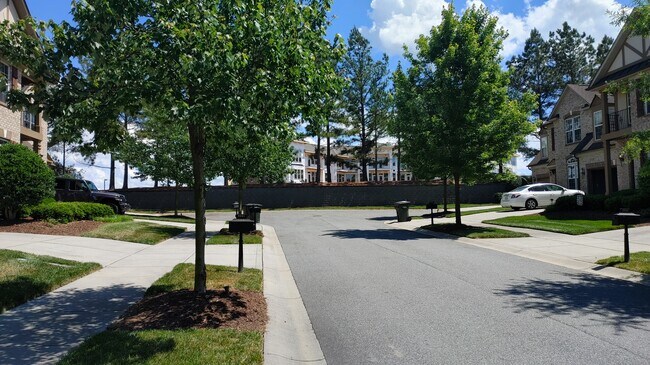 Building Photo - 9587 Ledbury Ct NW