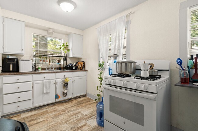 Foto del edificio - 2417 N 22nd St