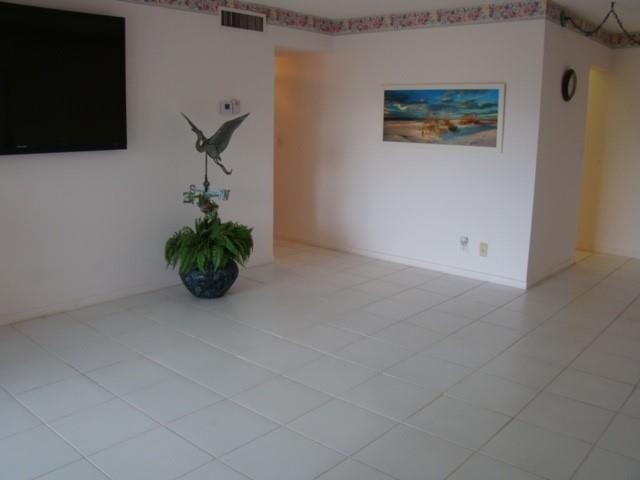 Foto del edificio - 620 NW 13th St