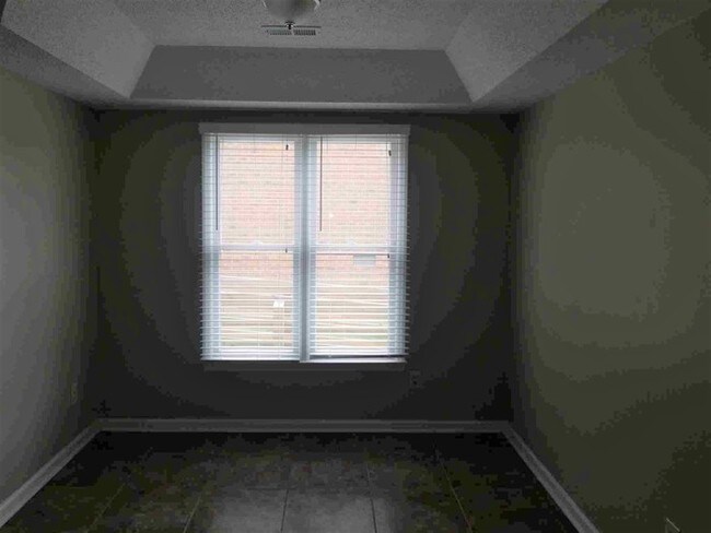Foto del edificio - 2114 Arden Pl