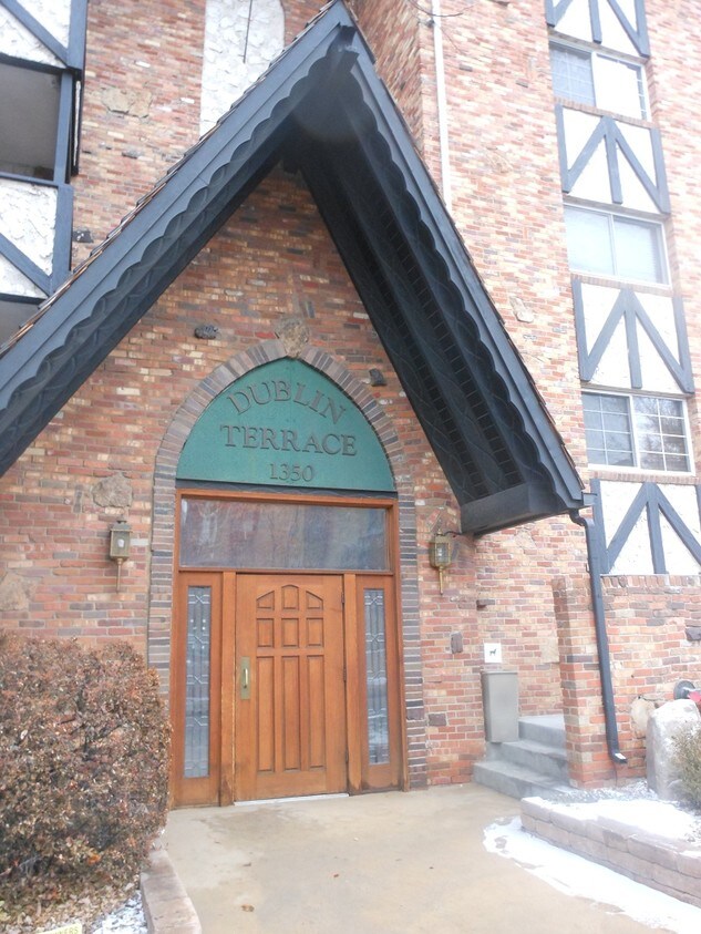 1350 Josephine St, Denver, CO 80206 Condo for Rent in Denver, CO