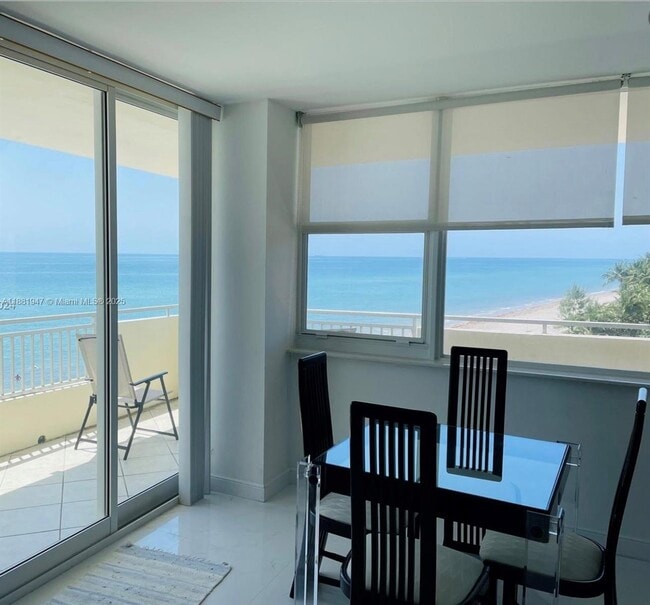 Foto del edificio - 3180 S Ocean Dr