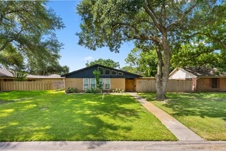 Building Photo - 3808 Avenue O
