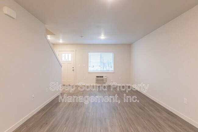 Foto del edificio - 110 N 7th Ave