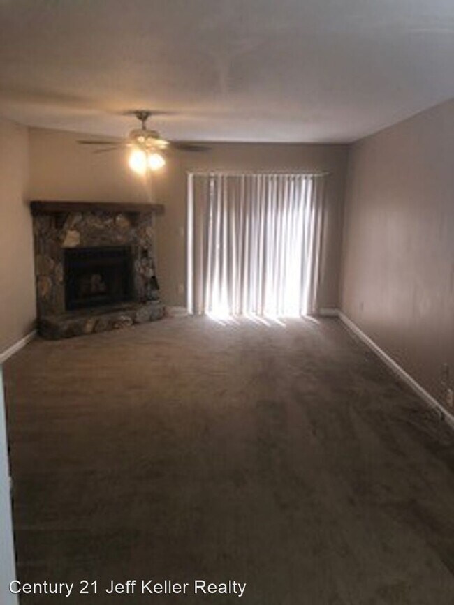 Building Photo - 2 br, 1.5 bath House - 4245 Matchpoint Dr.
