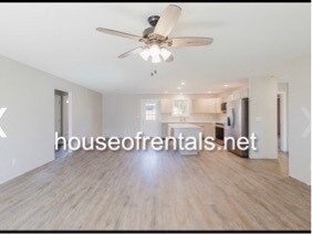 Foto del edificio - 102 Townhouse Dr