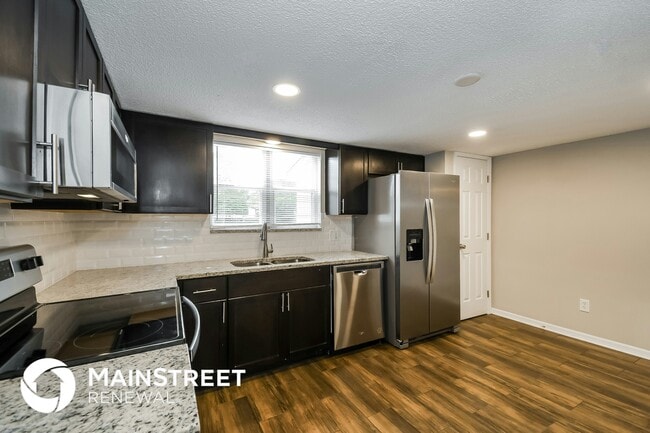 Building Photo - 3506 Whalers Way
