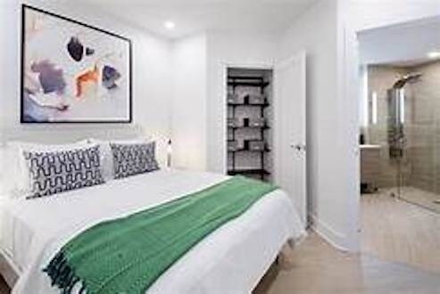 Foto del edificio - 760 River Rd