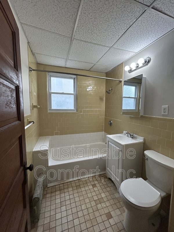 Building Photo - 34 Puritan Ave