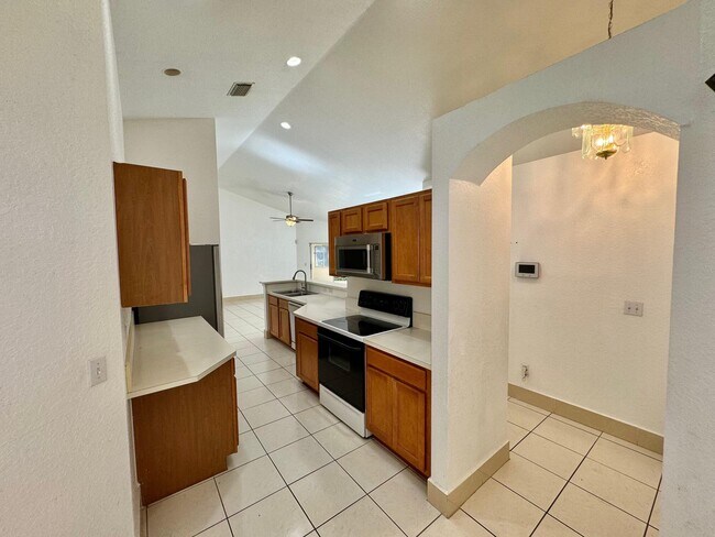 Foto del edificio - 104 Country Club Way