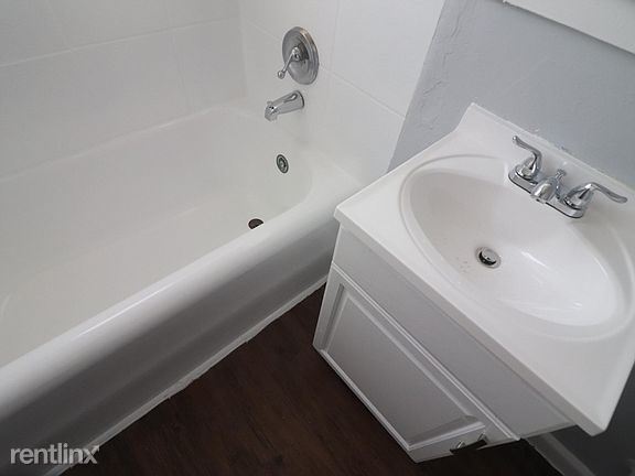 Foto del edificio - 721 E 7th St