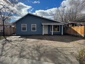 Building Photo - 16 Santa Paula St