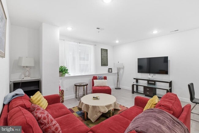 Foto del edificio - 925 N Broad St