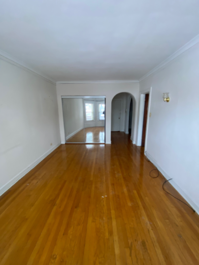 Building Photo - 1 bedroom in Chicago IL 60618