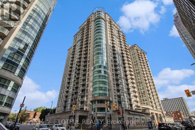Building Photo - 234-1234 Rideau St