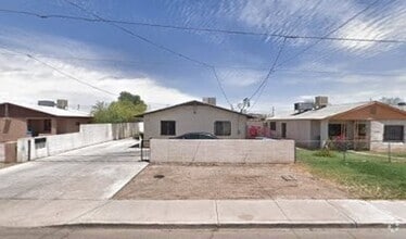 Building Photo - 1322 W Sherman St