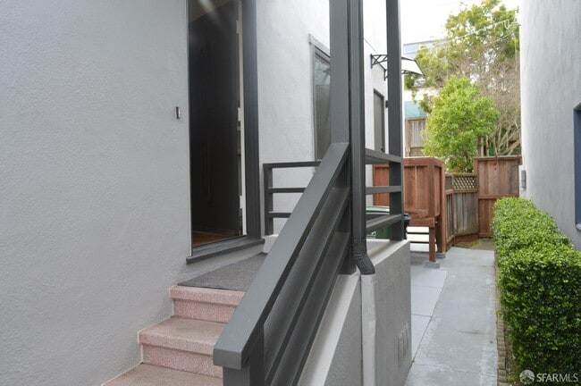 Foto del edificio - 87 Lakemont Dr