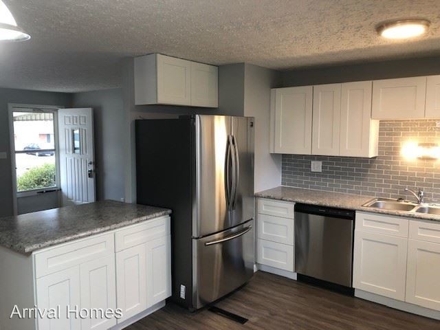 Building Photo - 3 br, 2 bath House - 4355 Kitridge