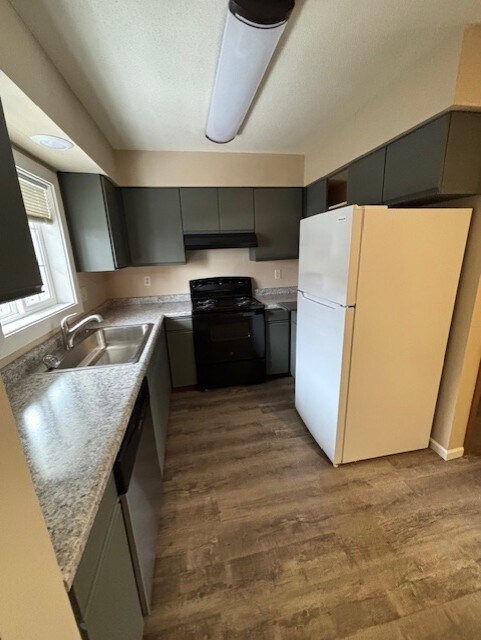Foto del edificio - 721 7th St S