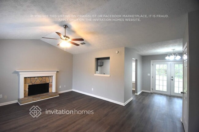 Foto del edificio - 227 River Birch Dr