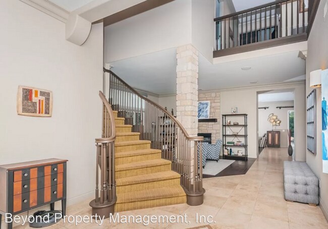 Foto del edificio - 5 br, 4 bath House - 10672 Gracewood Pl.