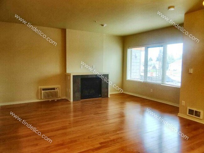 Foto del edificio - Luxurious 1BR/1BA Condo in Matthew Frank C...