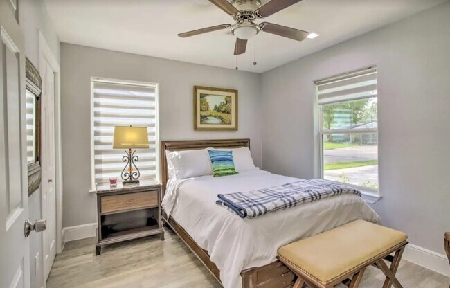 Foto del edificio - 5215 Cosby St